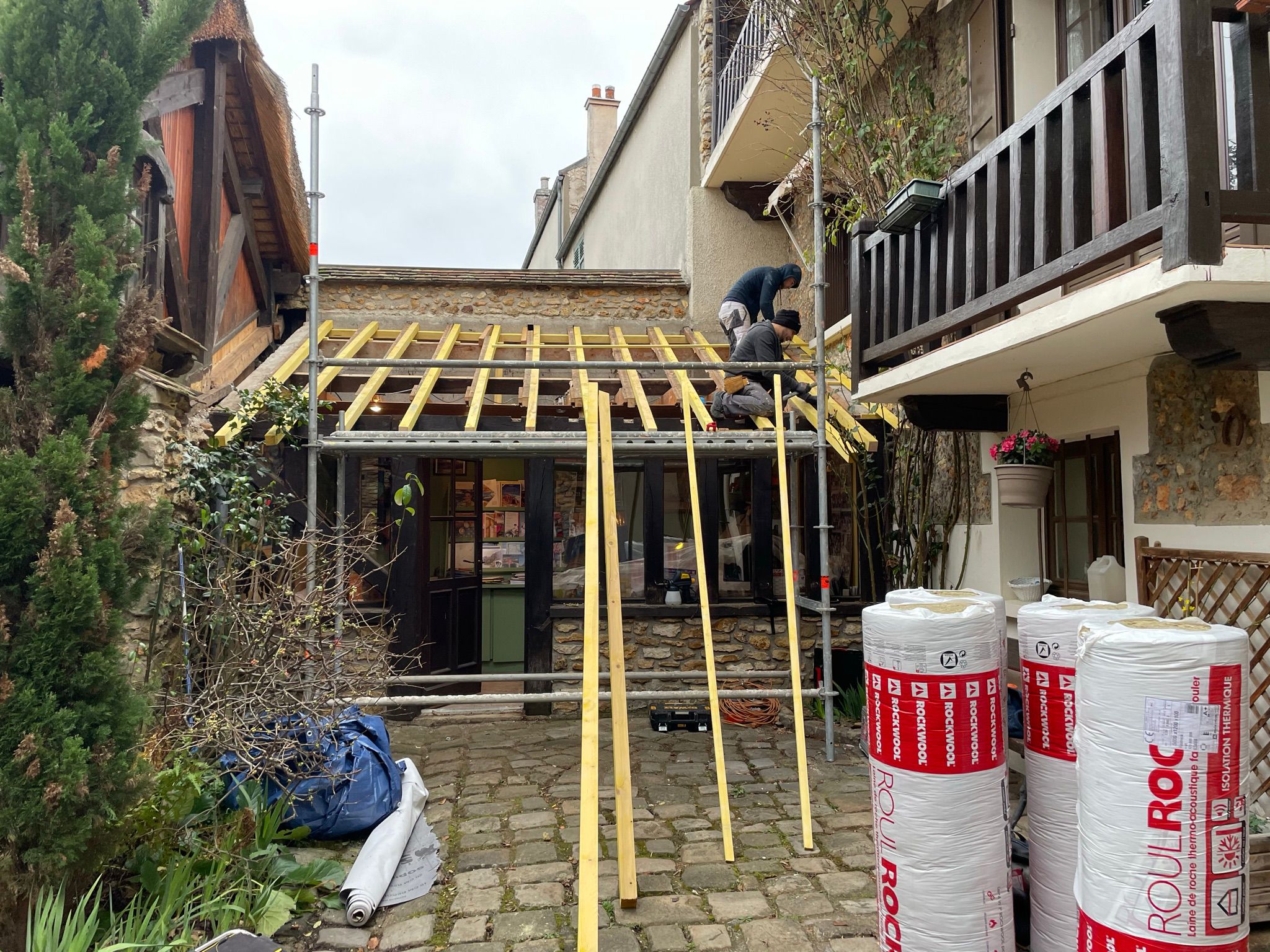 Toiture avant rénovation - État initial avant intervention couvreur Lot (46)